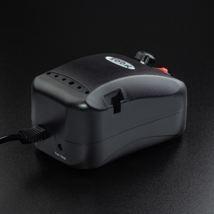 Фрезер Мокс X102 (Чорний) на 45 000 об/хв. та 65W. для манікюру та педикюру Фрезер Мокс X102 (Чорний) на 45 000 об/хв. та 65W. для манікюру та педикюру