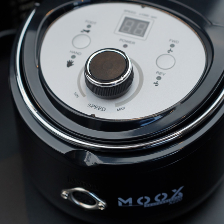 Фрезер Мокс X220 (Black) на 50 000 об/хв. та 70W. для манікюру та педикюру Фрезер Мокс X220 (Black) на 50 000 об/хв. та 70W. для манікюру та педикюру