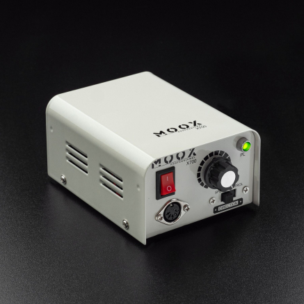 Фрезер Мокс X700 на 55 000 об/хв. та 80W. для манікюру та педикюру Фрезер Мокс X700 на 55 000 об/хв. та 80W. для манікюру та педикюру