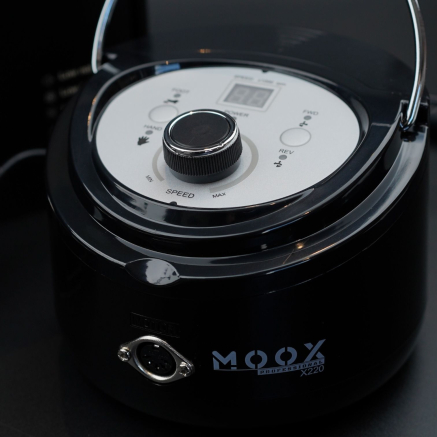 Фрезер Мокс X220 (Black) на 50 000 об/хв. та 70W. для манікюру та педикюру Фрезер Мокс X220 (Black) на 50 000 об/хв. та 70W. для манікюру та педикюру