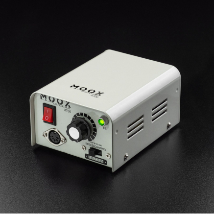Фрезер Мокс X700 на 55 000 об/хв. та 80W. для манікюру та педикюру Фрезер Мокс X700 на 55 000 об/хв. та 80W. для манікюру та педикюру
