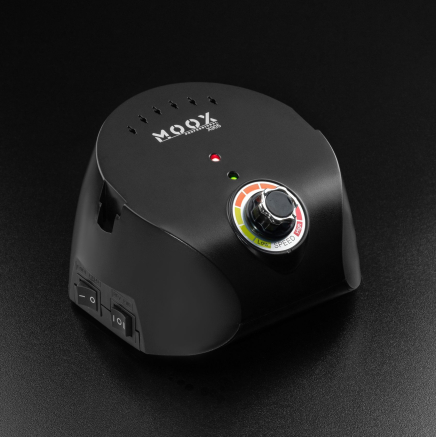 Фрезер Мокс X905 (Чорний) на 45 000 об/хв. та 70W. для манікюру та педикюру Фрезер Мокс X905 (Чорний) на 45 000 об/хв. та 70W. для манікюру та педикюру