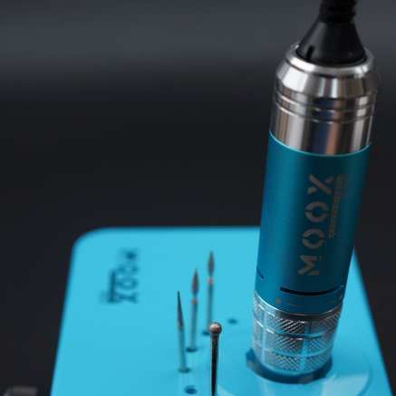 Фрезер Мокс X503 (Light blue) на 45 000 об/хв. та 70W. для манікюру та педикюру Фрезер Мокс X503 (Light blue) на 45 000 об/хв. та 70W. для манікюру та педикюру