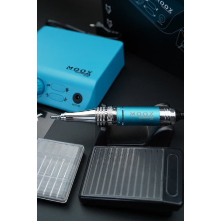 Фрезер Мокс X100 (Light blue) на 45 000 об/хв. та 70W. для манікюру та педикюру Фрезер Мокс X100 (Light blue) на 45 000 об/хв. та 70W. для манікюру та педикюру