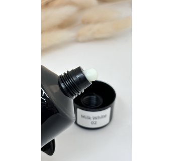 Poly-gel Bee Nails 60g #02