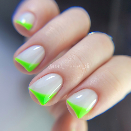 NAILSOFTHEDAY Gel polish Lime особливий неоново-салатовий гель-лак, що перекривається в один шар, 10 мл