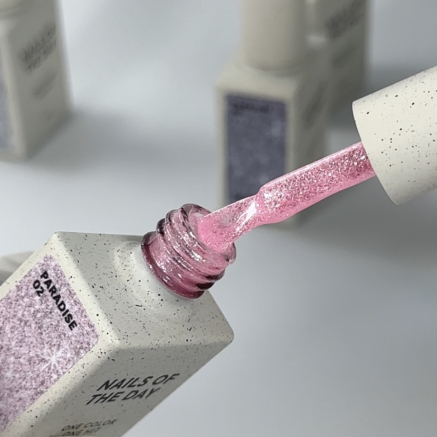 NAILSOFTHEDAY Gel polish Paradise 02 — ніжно-рожевий гель–лак для нігтів, що перекриває в один шар, 10 мл