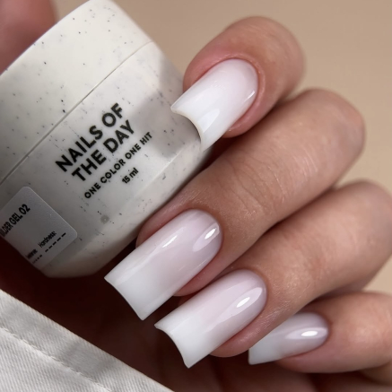NAILSOFTHEDAY Builder Gel 02 — біло–молочний гель для нарощування нігтів, 15 мл