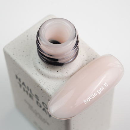NAILSOFTHEDAY Bottle gel 11 — молочно-рожевий надміцний гель для нігтів, 10 мл