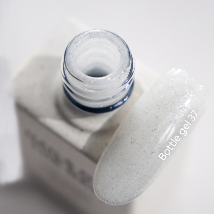 NAILSOFTHEDAY Bottle gel 37 – молочний світловідбиваючий надміцний гель для укріплення нігтів, 10 мл