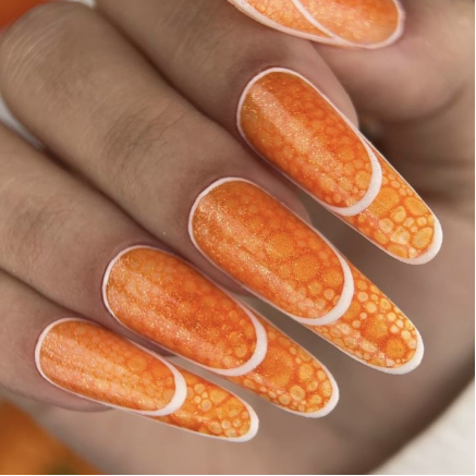 SOLD OUT NAILSOFTHEDAY Color of the month January 2025 Vitamin C — колір місяця насичено-помаранчевий із дрібним шимером, що перекривається в один шар, 10 мл