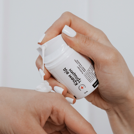 Nailsoftheday Podology+ КРЕМ від тріщин на шкірі рук та стоп, urea 12%, 30 мл