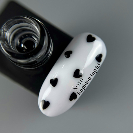 NAILSOFTHEDAY Kupidon top 03 — ніжне фінішне покриття для нігтів з глибокими чорними сердечками, без липкого шару, 10 мл