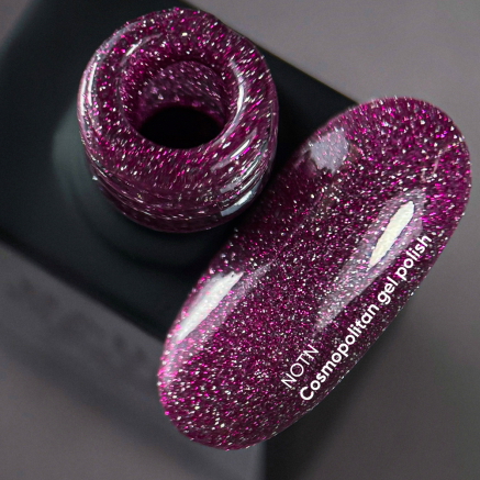NAILSOFTHEDAY Gel polish Cosmopolitan — темно–рожевий світловідбиваючий гель–лак для нігтів, 10 мл