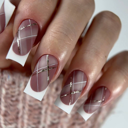 SOLD OUT — NAILSOFTHEDAY Color of the month October 2024 Mulenbergia — колір місяця пильно-рожевий, що перекривається в один шар, 10 мл
