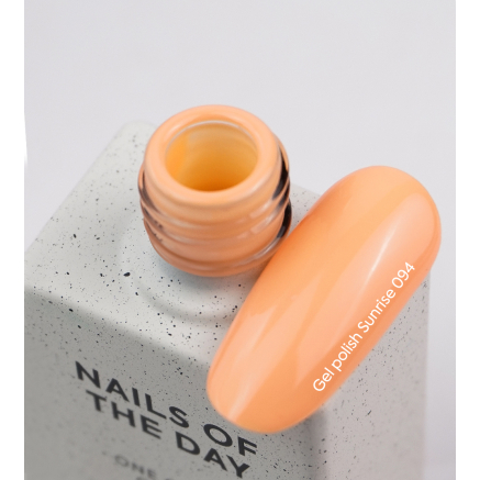 NAILSOFTHEDAY Gel polish Sunrise — теплий жовтогарячий гель–лак для нігтів, що перекриває в один шар, 10 мл